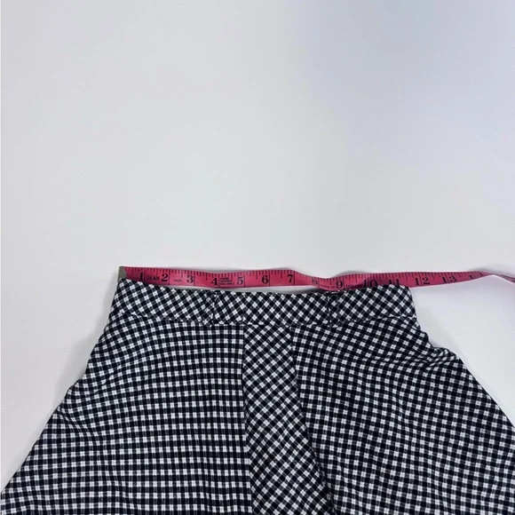 ❌SOLD❌ Aritzia Talula Black/White Plaid Mini Skirt - Picture 4 of 6